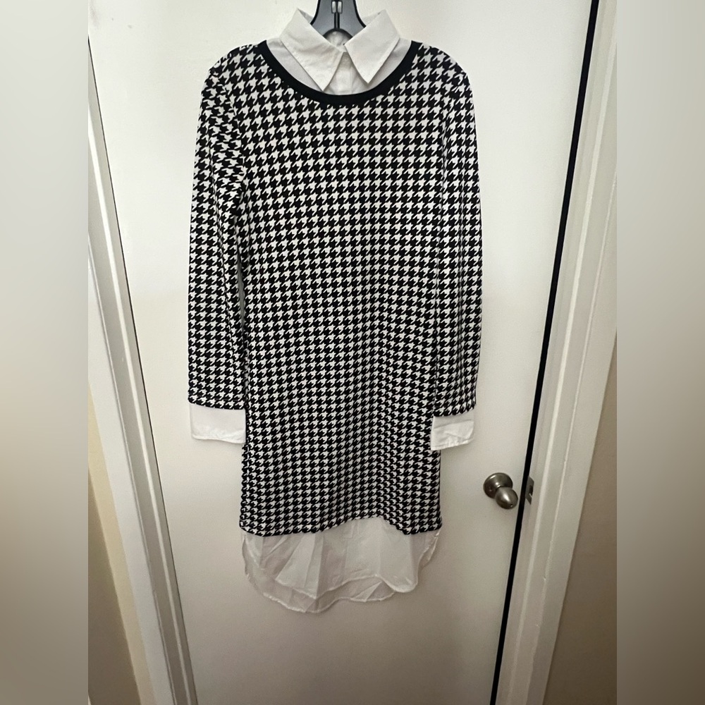 SHEIN Black and White Garment